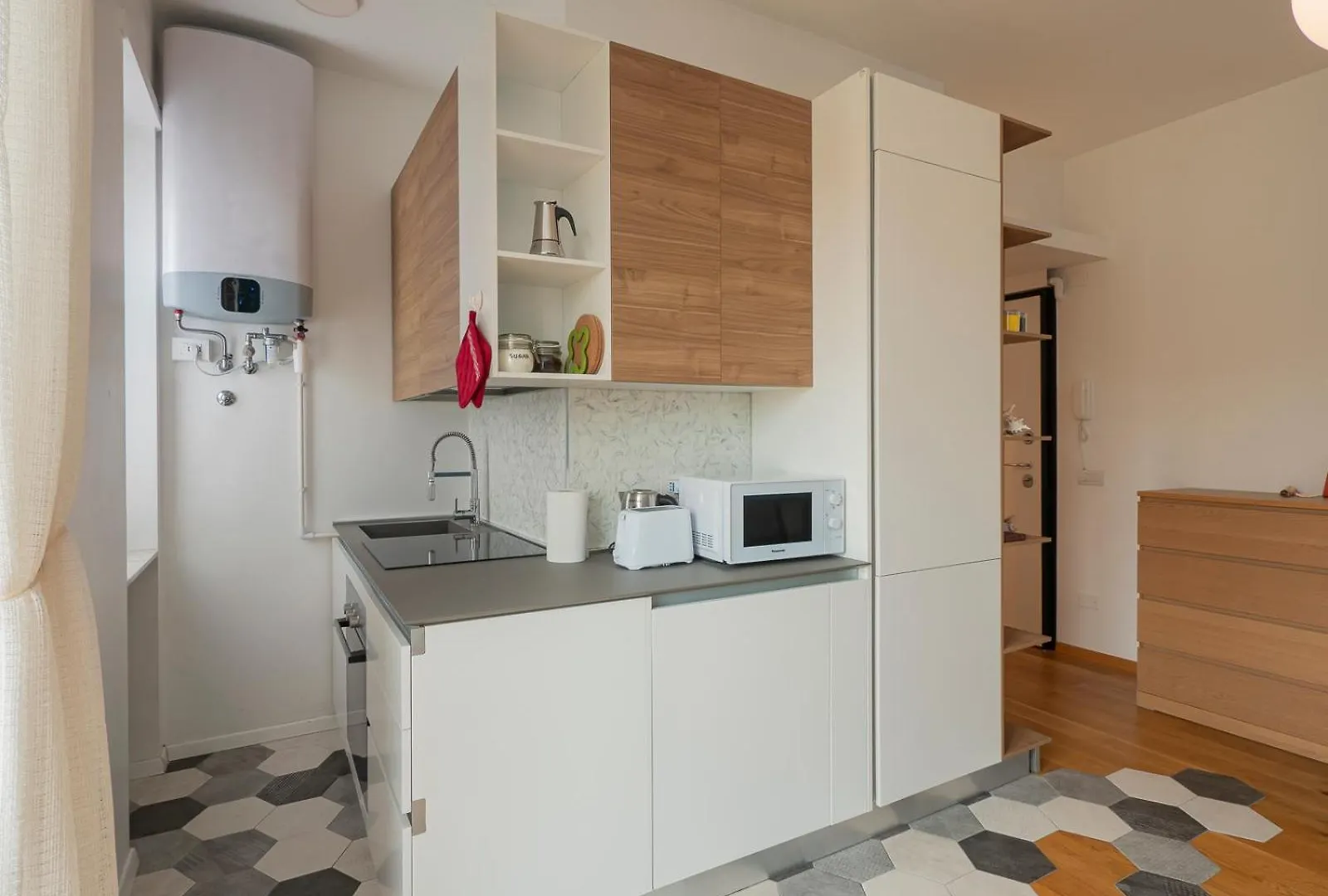 Xenia Apartments - Colorful Suite In Citta Studi Area ميلان 0*,  إيطاليا